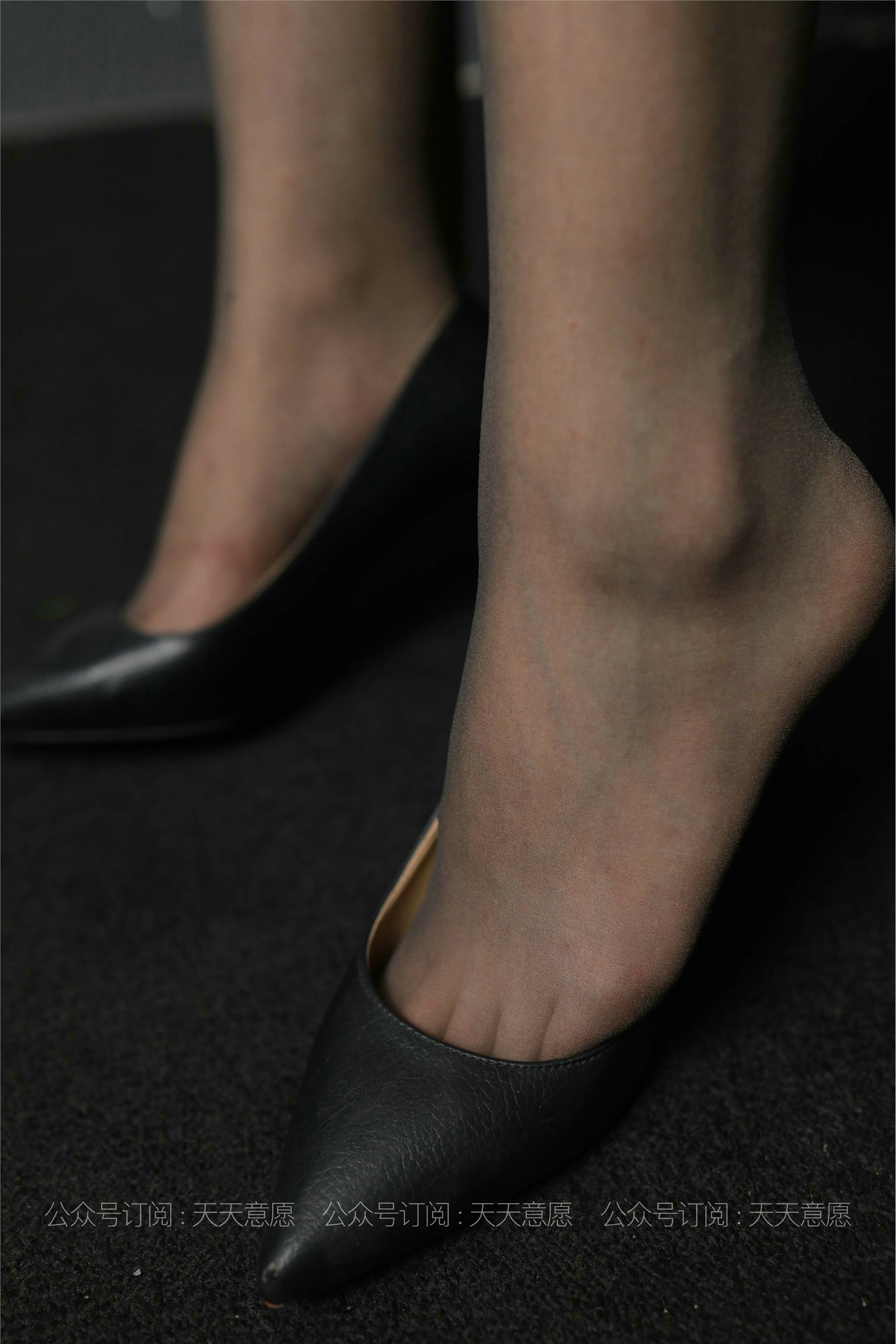 IESS异思趣向  2021.06.25 丝享家843：可可《黑丝吊带裙》